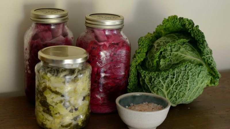 Zdjęcie: Kiszonki i fermentacja w domowej kuchni: od kapusty do kimchi