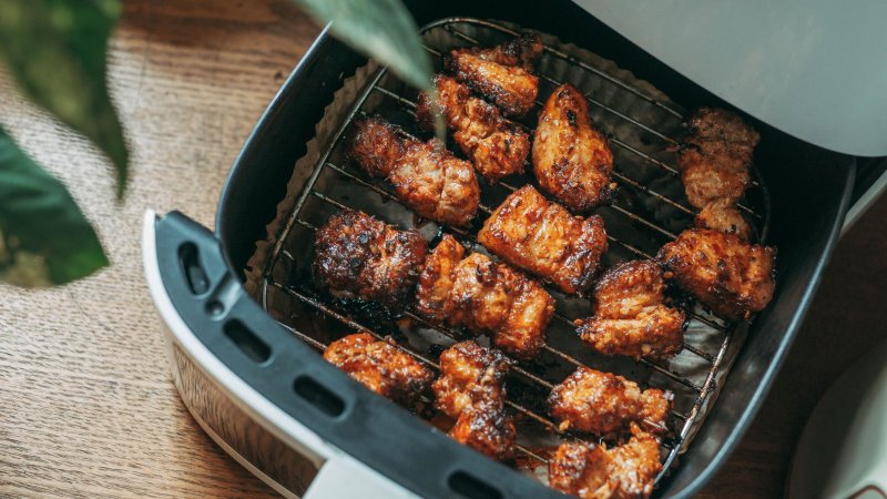 Zdjęcie: Philips Airfryer vs Ninja Foodi: porównanie frytkownic beztłuszczowych
